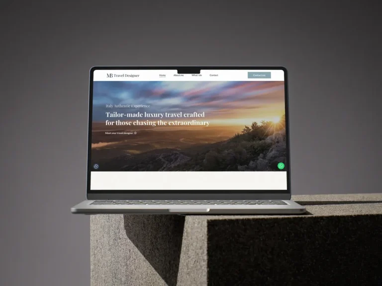 Sito per un travel designer su un MacBook